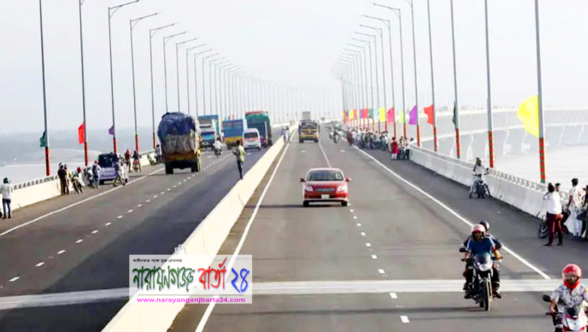 পদ্মা সেতুতে যান চলাচল শুরু