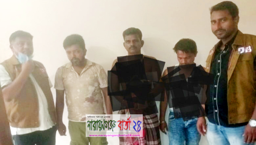 গাঁজা বিক্রি করার সময় চাঁনমারিতে ডিবি’র হাতে গ্রেফতার ৩