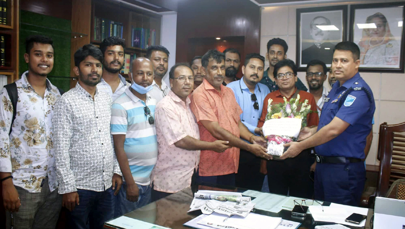 দলমত নির্বিশেষে পুলিশী সেবা পাবেন : নবাগত এসপি রাসেল